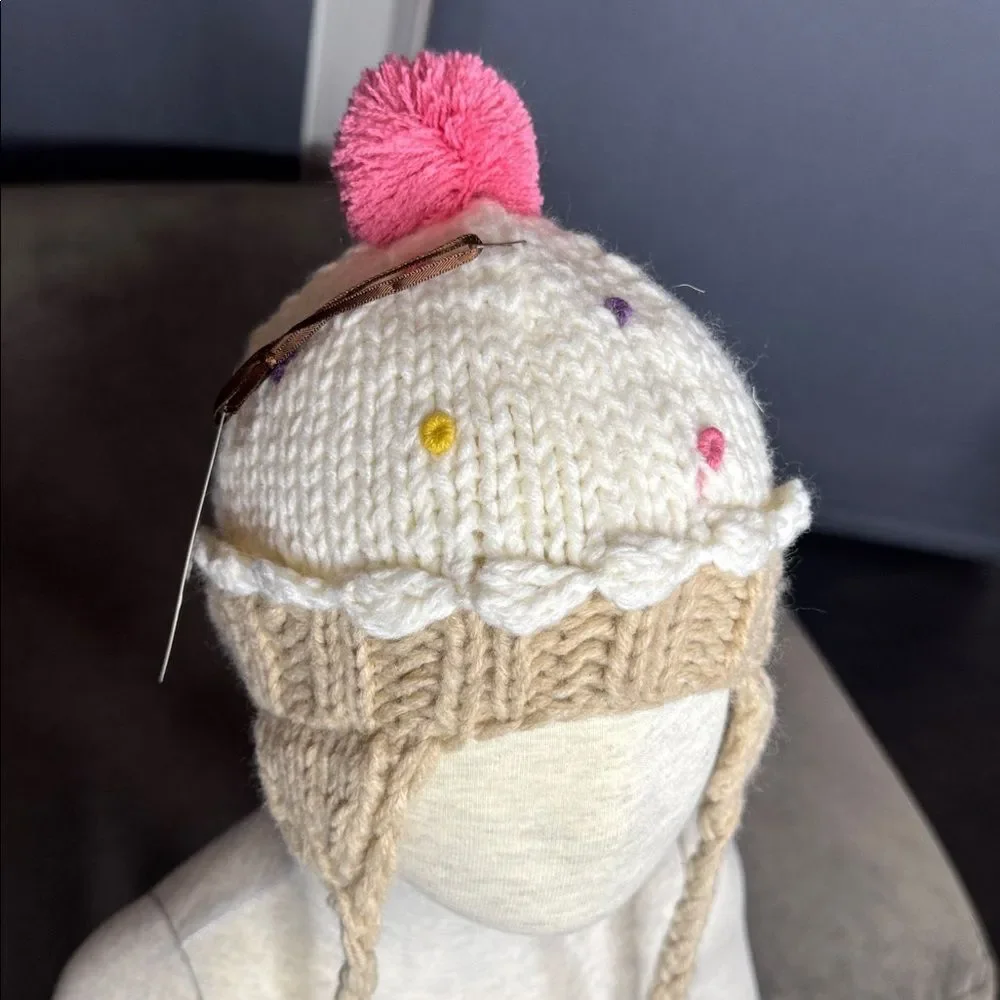 Daisy Baby Toddler Crocheted Cupcake Hat Beanie with Ear Flaps 12-24 Months NWT